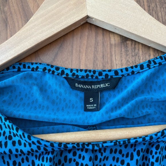 Banana Republic women’s size small blouse - Picture 3 of 6